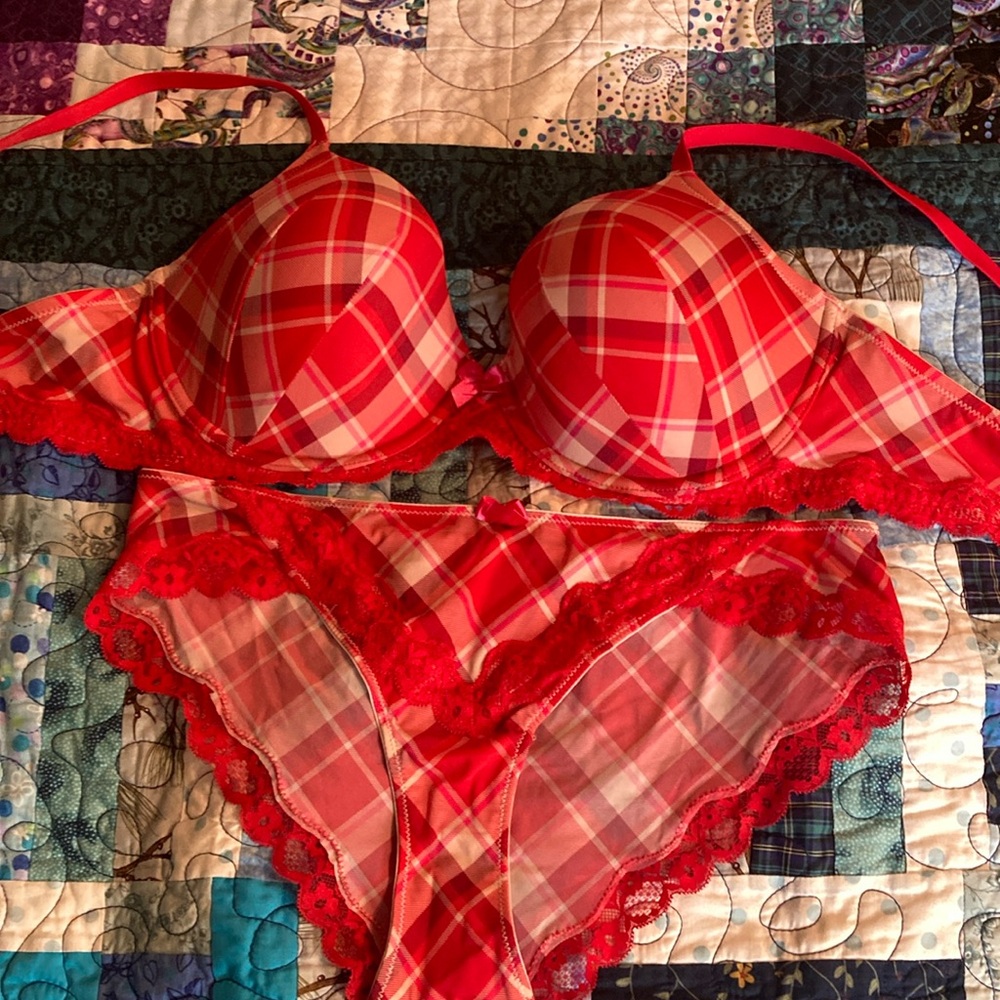 Adorable red plaid bra/panty set. By Adore Me. 38C / Lg. New no tags.